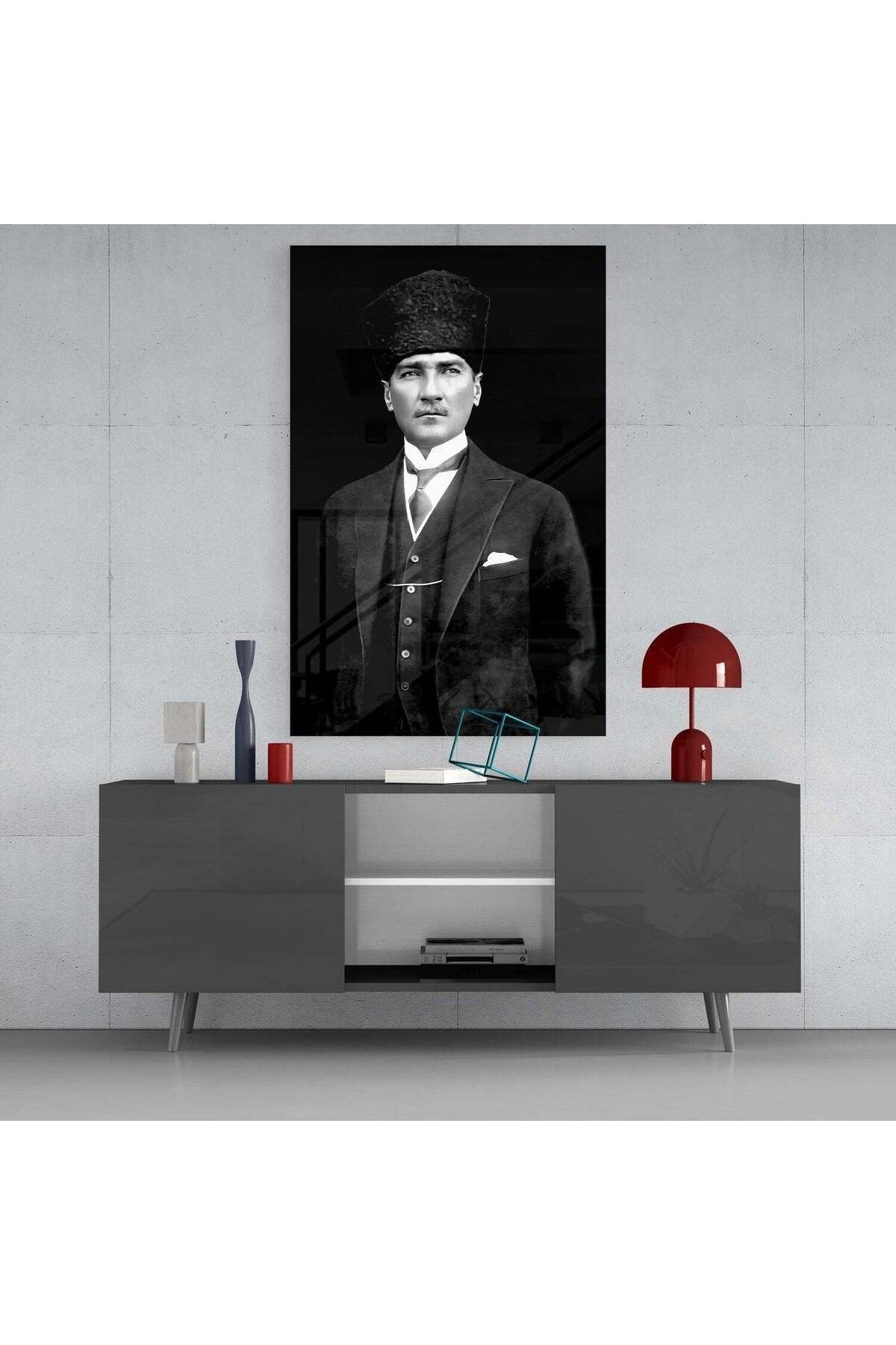 Atatürk Cam Tablo