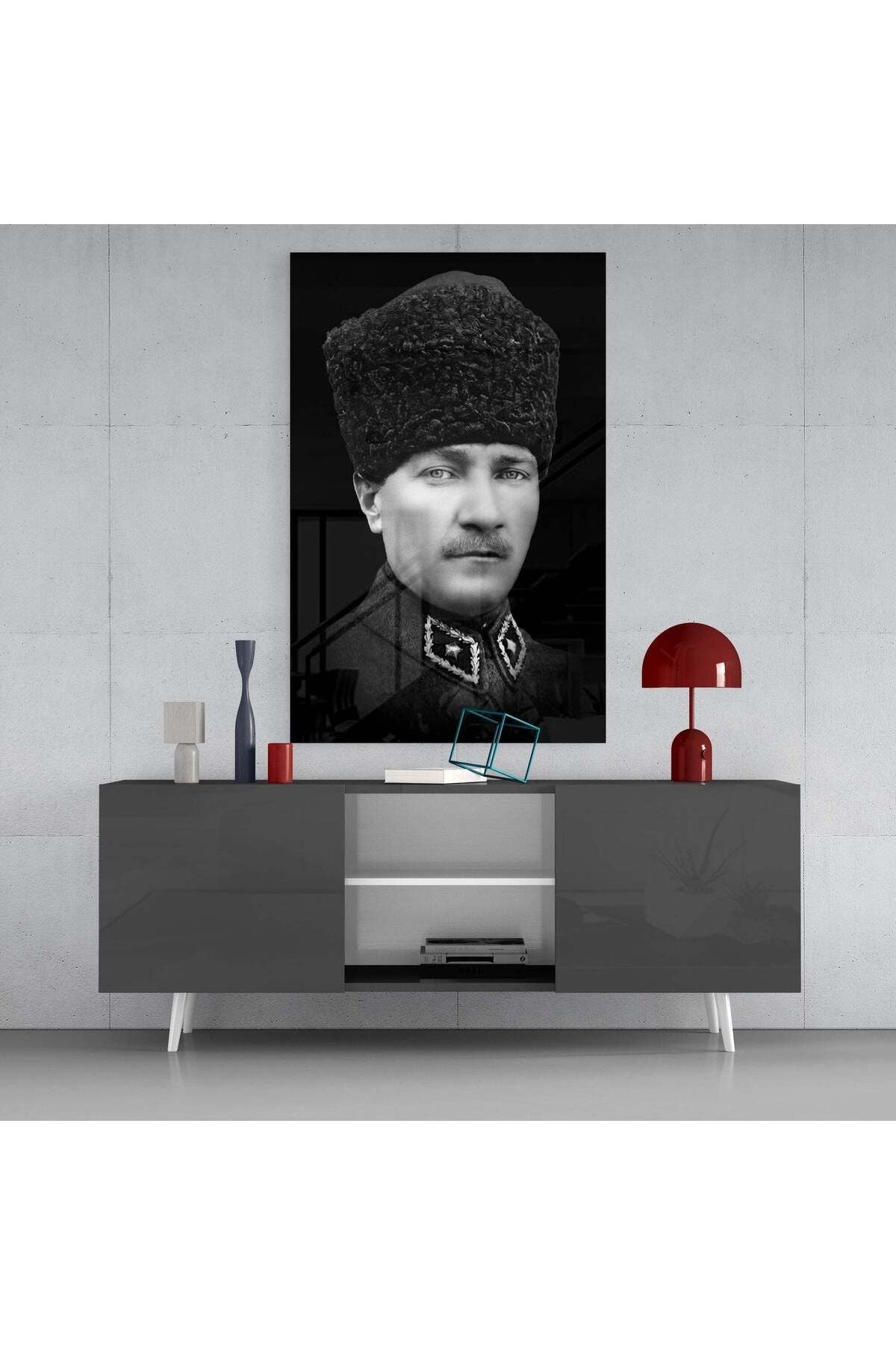 Atatürk Cam Tablo