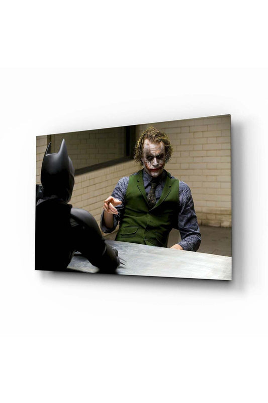 Joker Sorguda Cam Tablo