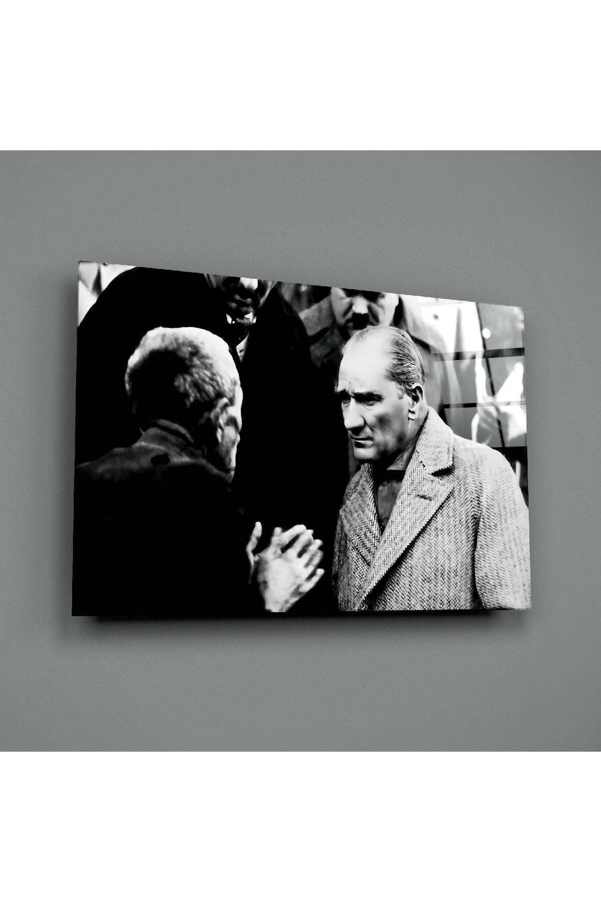 Atatürk Cam Tablo