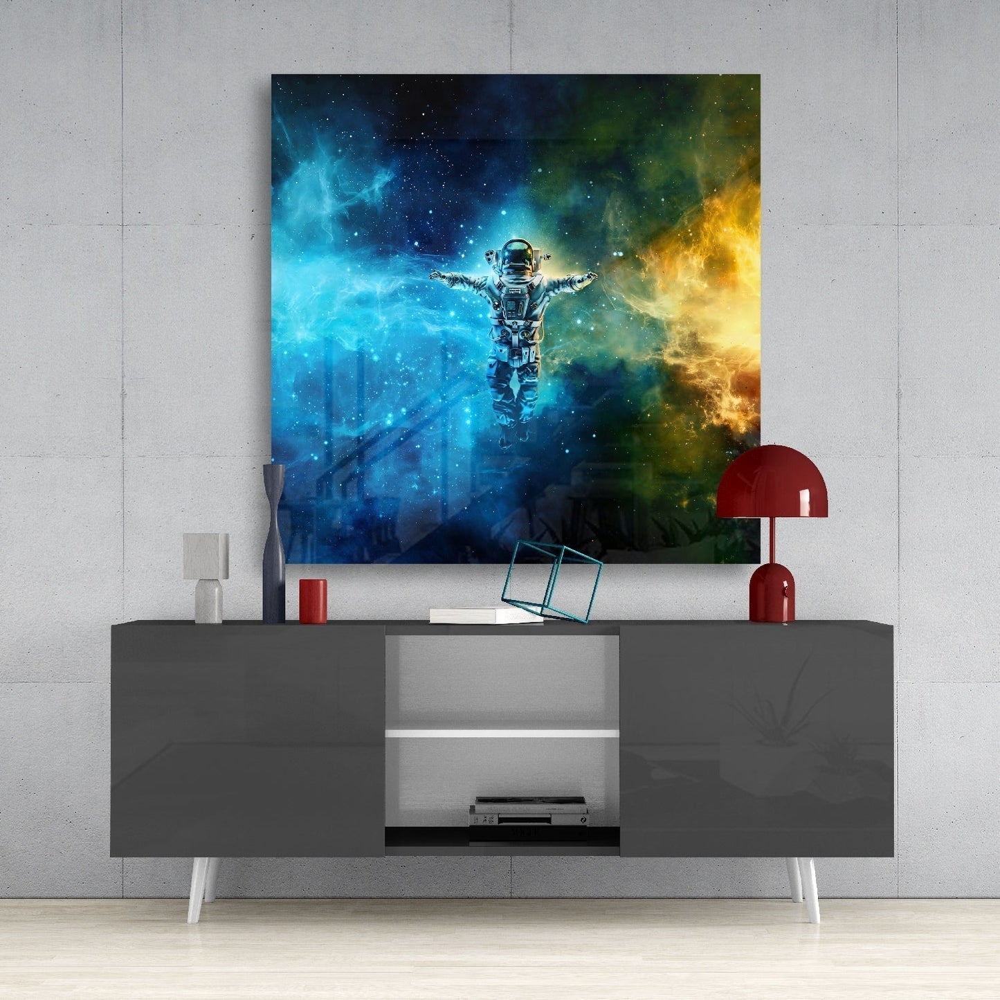 Uzayda Astronot Cam Tablo