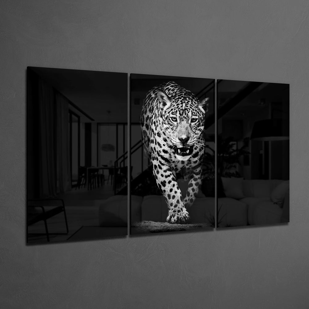 Karanlıktaki Leopar Mega Cam Tablo