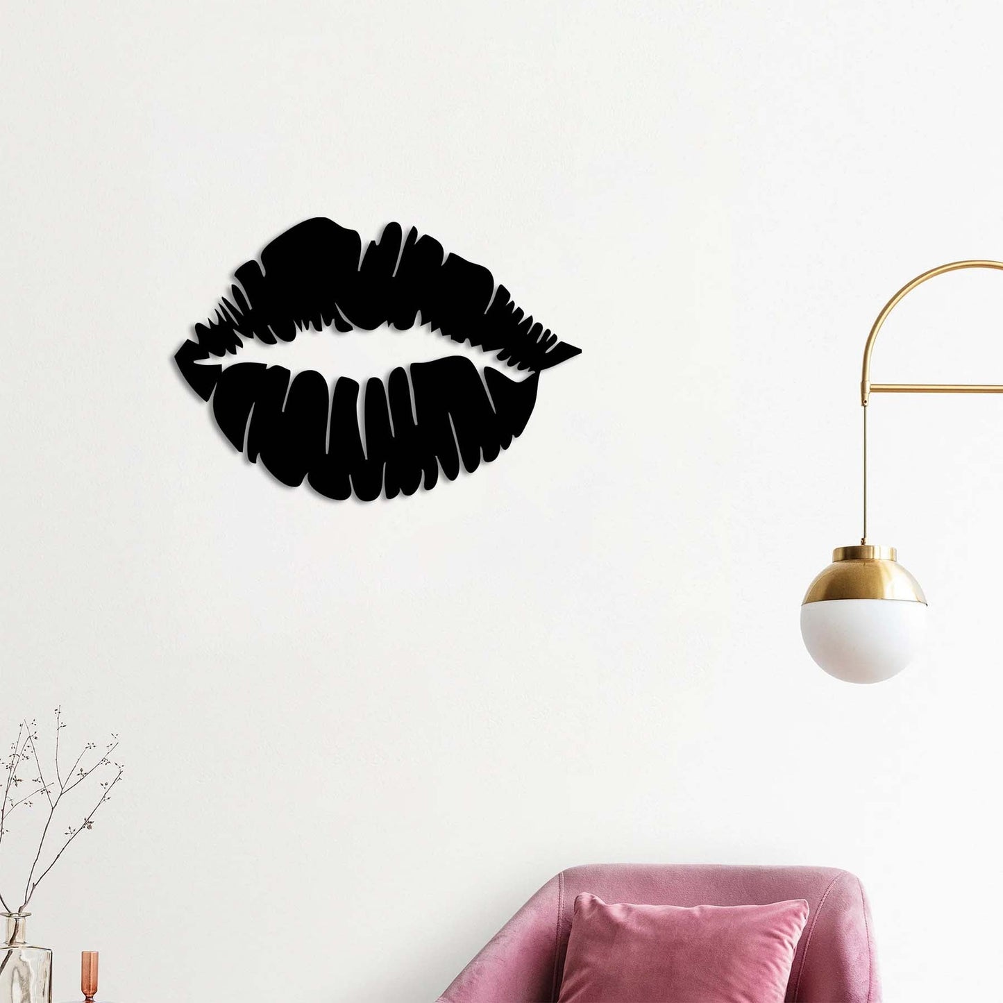 Silent Passion: Kiss Metal Painting