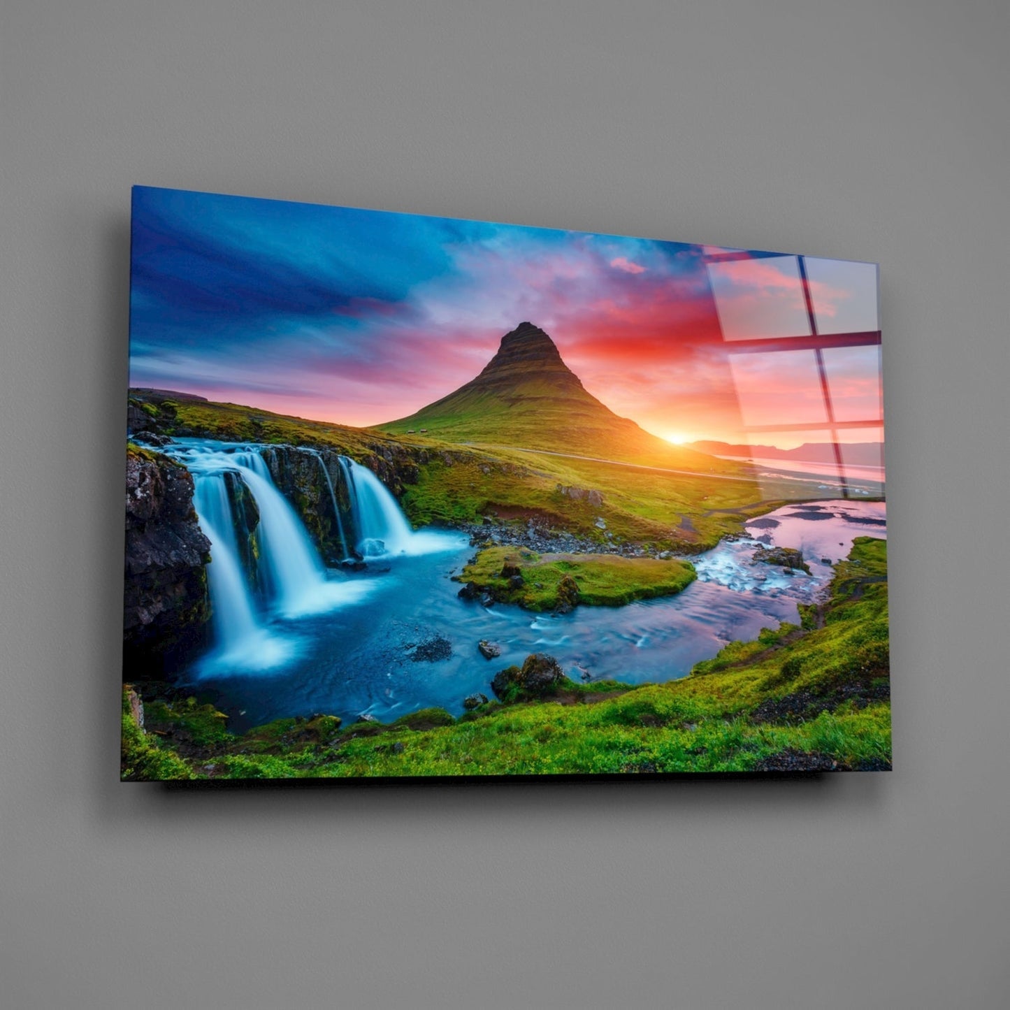Kirkjufellsfoss Şelalesi ve Manzarası Cam Tablo