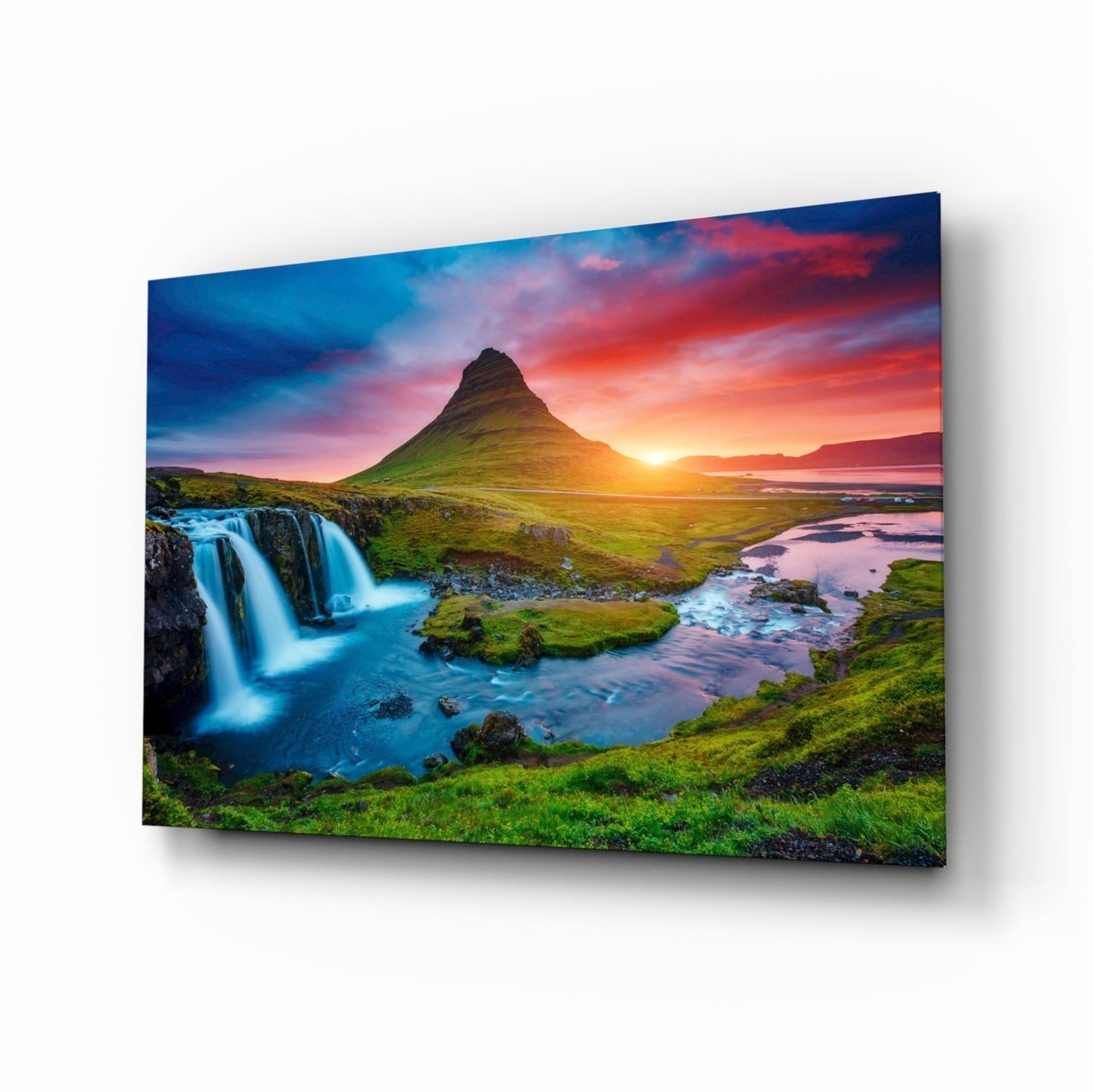 Kirkjufellsfoss Şelalesi ve Manzarası Cam Tablo