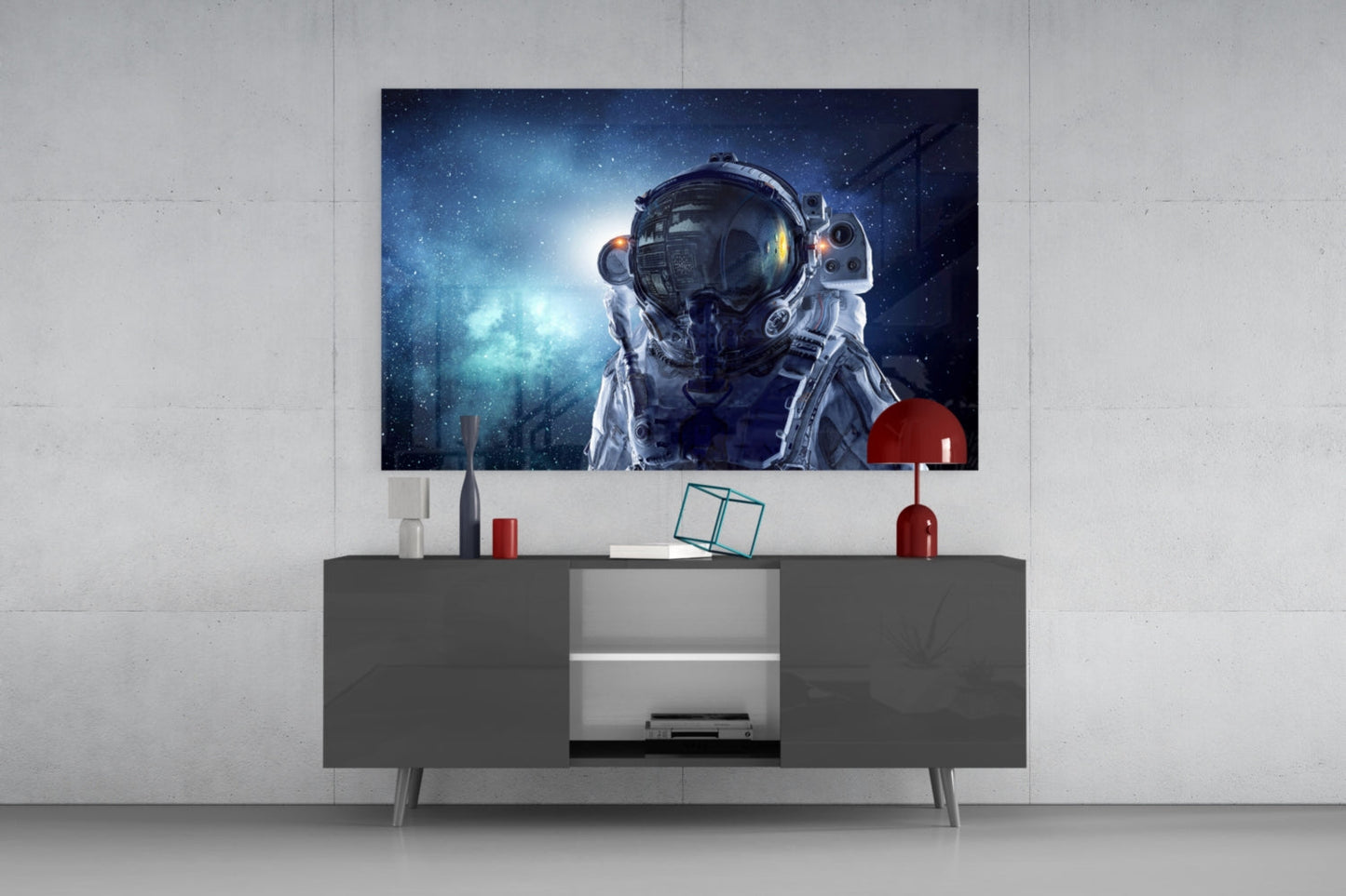 Astronot Uzayda Cam Tablo