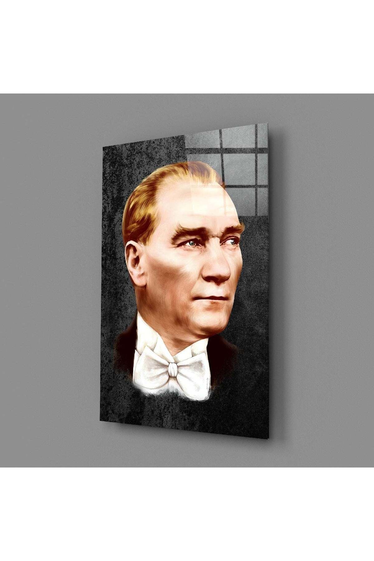 Atatürk Cam Tablo